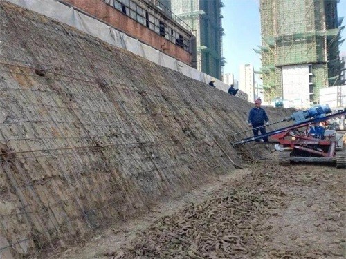 新抚建筑边坡支护